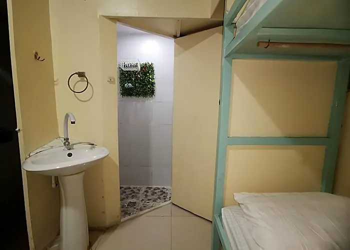 Hotel Resort's Side Near Shangrila Lapu-Lapu City